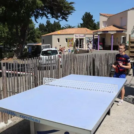Mobil Confortable Avec Terrasse A - Api-1-52-478 *