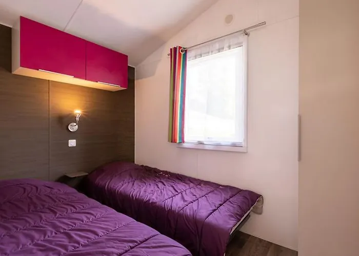 אתר קמפינג Mobil Confortable Avec Terrasse A - Api-1-52-478