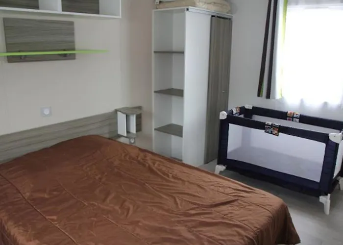 Mobil Confortable Avec Terrasse A - Api-1-52-478