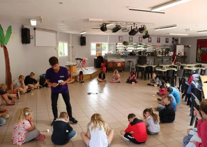 אתר קמפינג Mobil Confortable Avec Terrasse A - Api-1-52-478 Brétignolles-sur-Mer