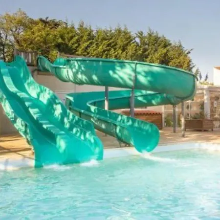 Mobil Confortable Avec Terrasse A - Api-1-52-478 مكان تخييم *