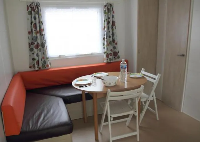 Mobil Confortable Avec Terrasse A - Api-1-52-478 *